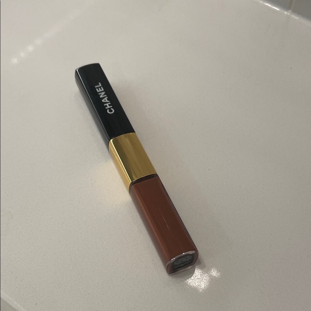 CHANEL Lipstick [light brown] - Elegant Brown